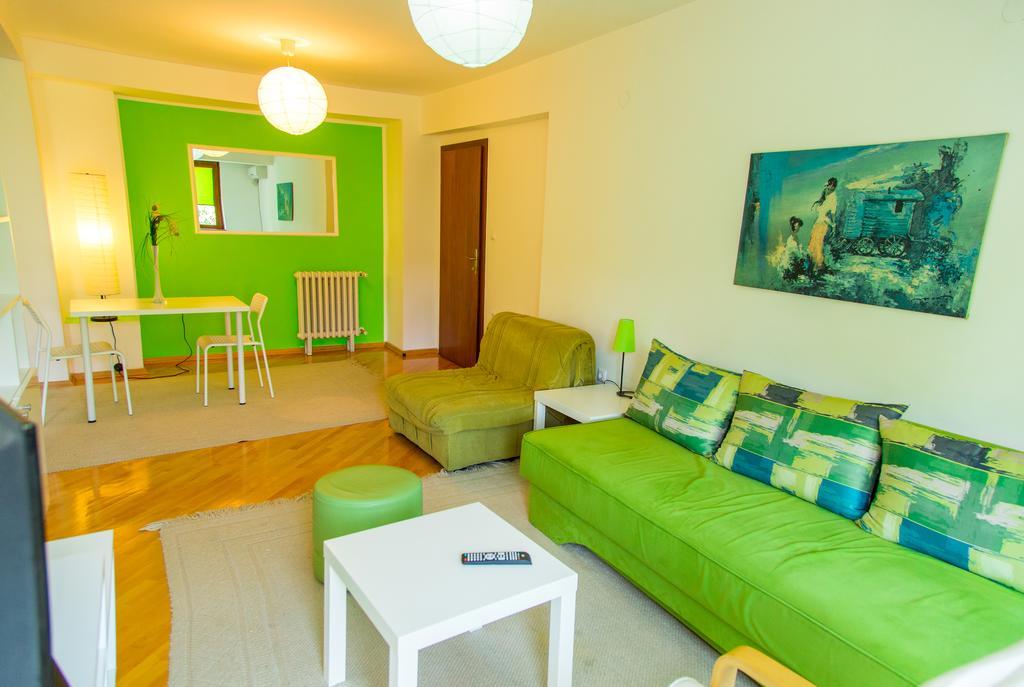 Hotel Pine Skopje Luaran gambar