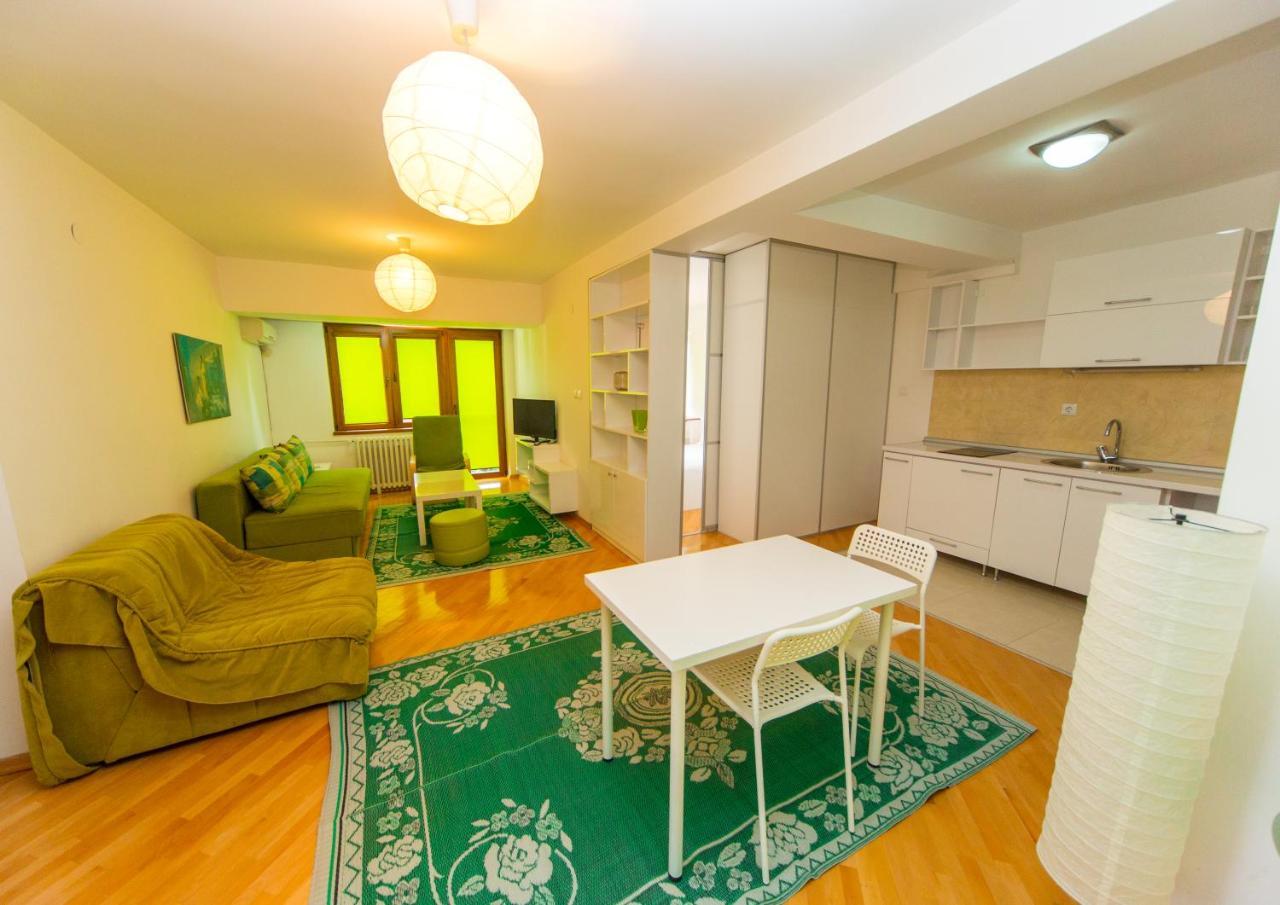 Hotel Pine Skopje Luaran gambar