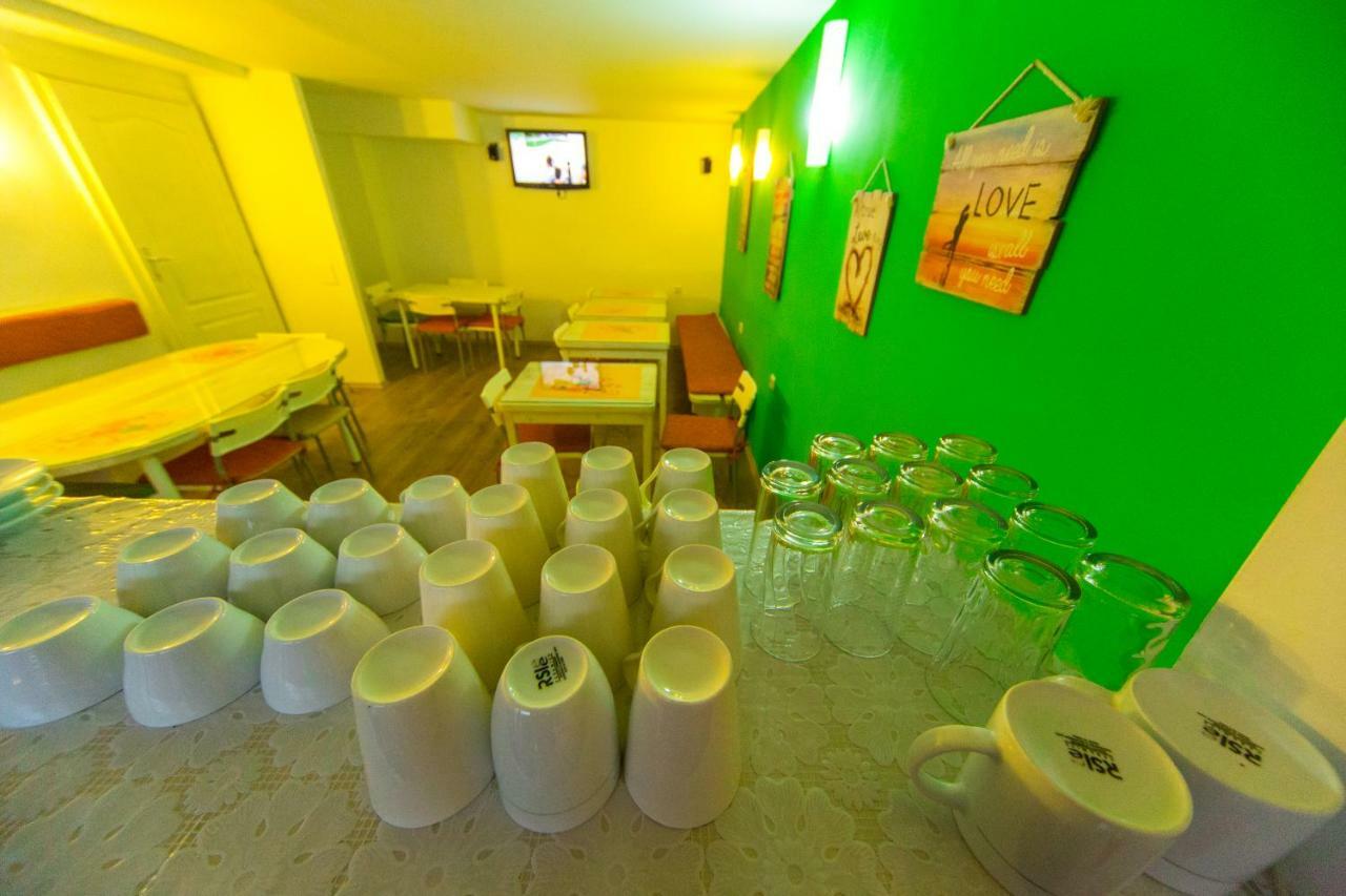 Hotel Pine Skopje Luaran gambar